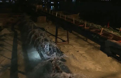 夜間出擊！增城多部門(mén)聯(lián)合執(zhí)法查獲兩艘非法洗