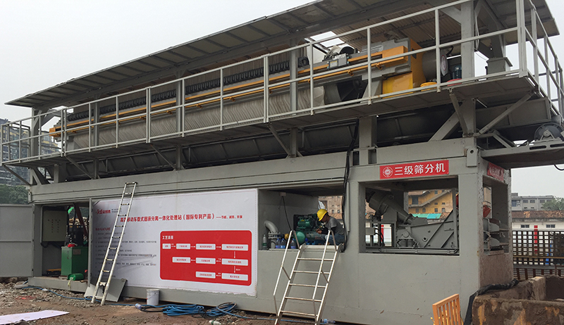 移動式泥漿壓濾機(jī)結(jié)構(gòu)合理，性能完善